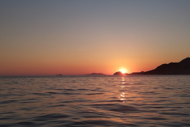 Sunset Catamaran Tour from Old Town Dubrovnik - Who should book this sunset catamaran cruise