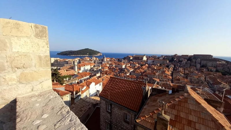 Sunset Wall Walk: 75-Minute Guided Tour & Free Exploration - The Halfway Switch: After the Guide, You Own the Pace