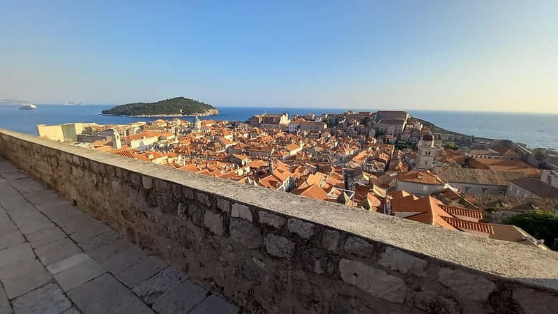 Sunset Wall Walk: 75-Minute Guided Tour & Free Exploration - Price and Value: $33 for Guidance, Plus Walls Admission