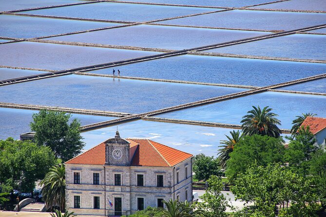 Transfer Dubrovnik to Split with Sightseeing in Ston Town - Ston town: your 1-hour window to choose your vibe